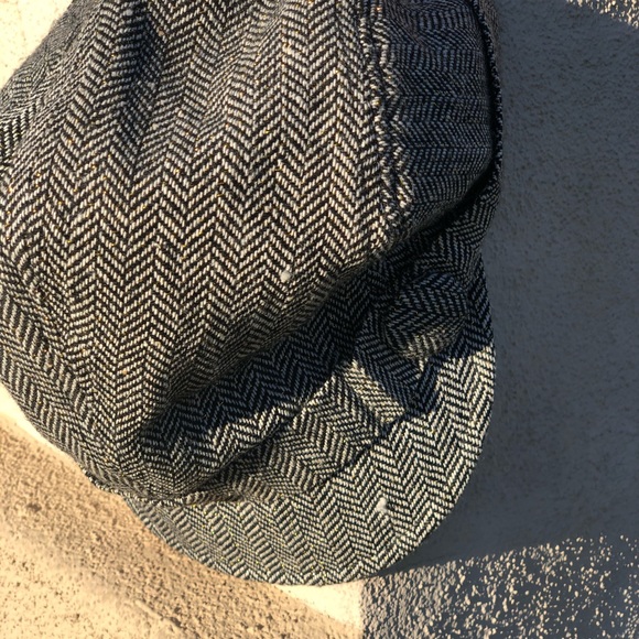 Bebe Womens Chevron print cap - Picture 14 of 16